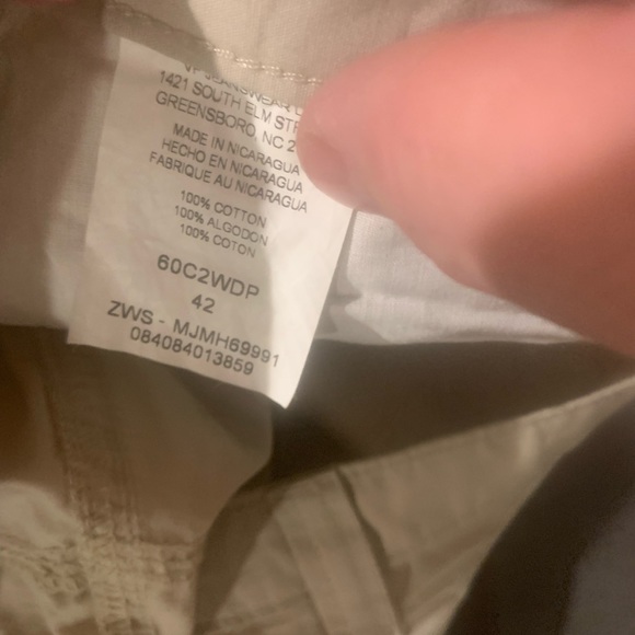 Cargo shorts - Picture 3 of 3